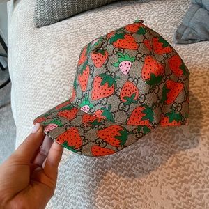 strawberry gucci hat